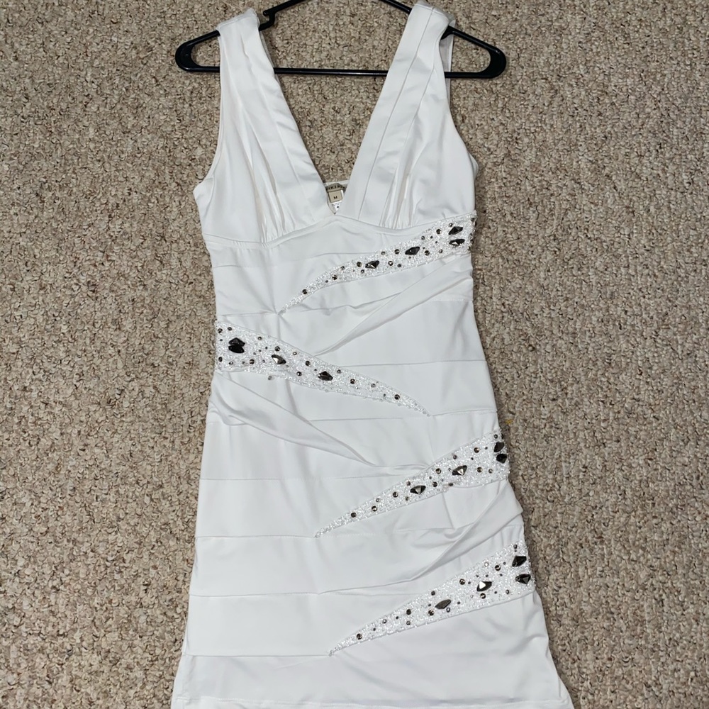 🔥White nikibiki sexy dress